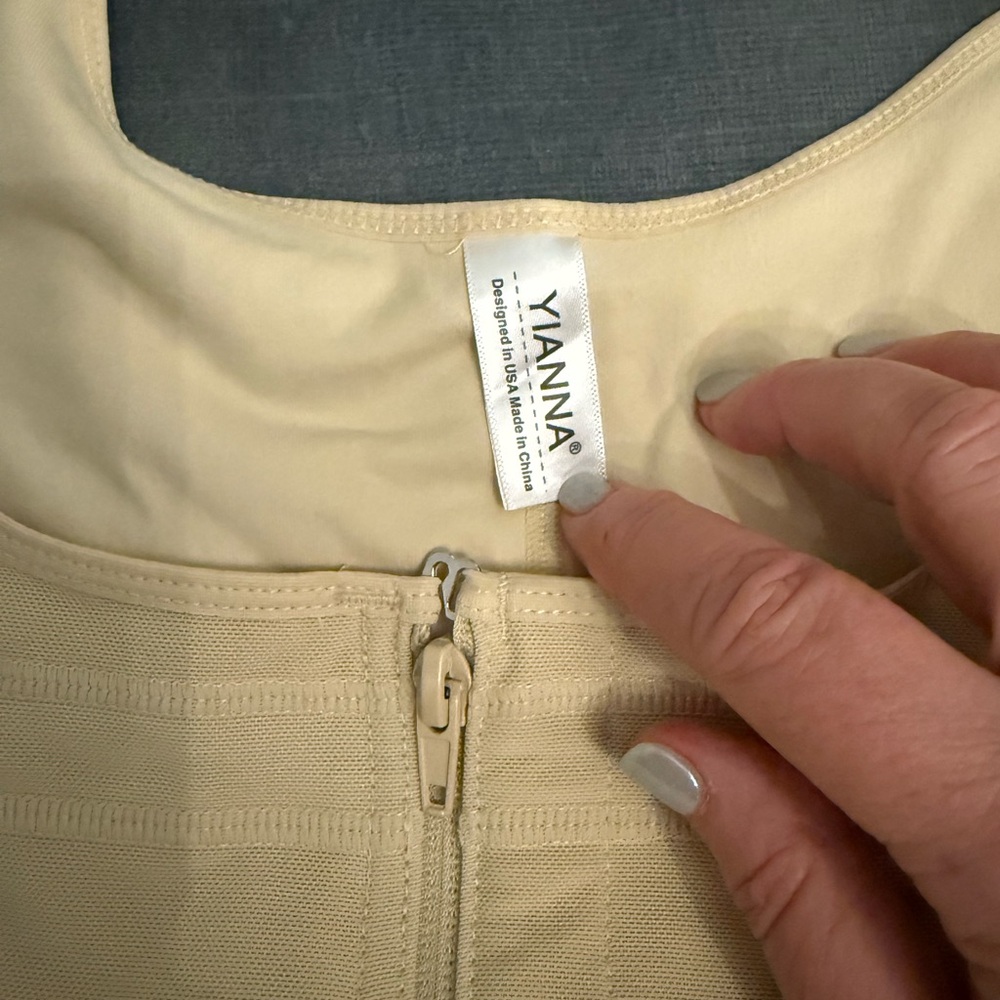 YIANNNA Nude Shapewear Bodysuit with Front Zip - Picture 2 of 6